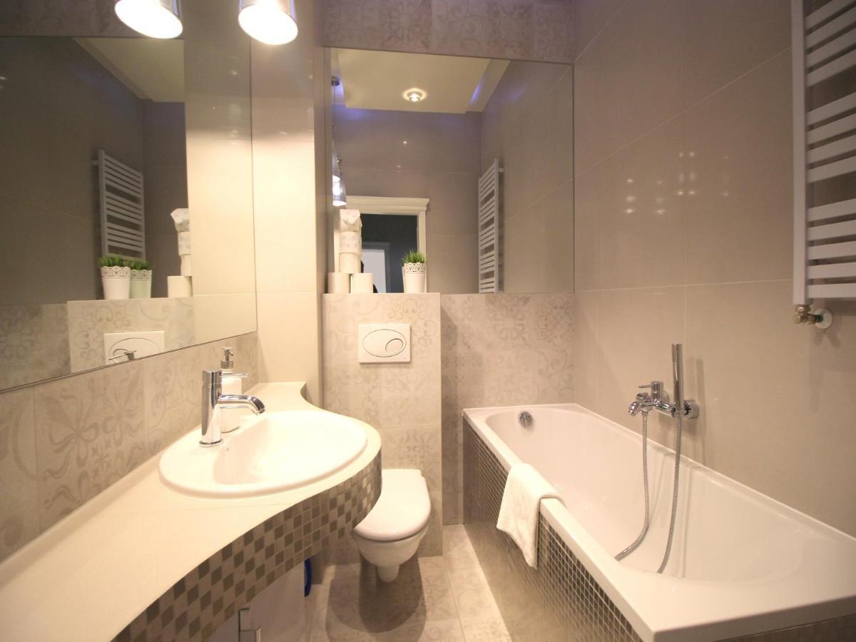 Happy Estate Apartments - Rynek ヴロツワフ エクステリア 写真